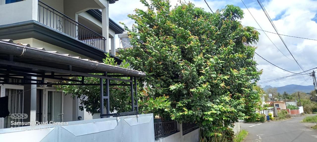 Chez Mimi Apartment Mahebourg Bagian luar foto